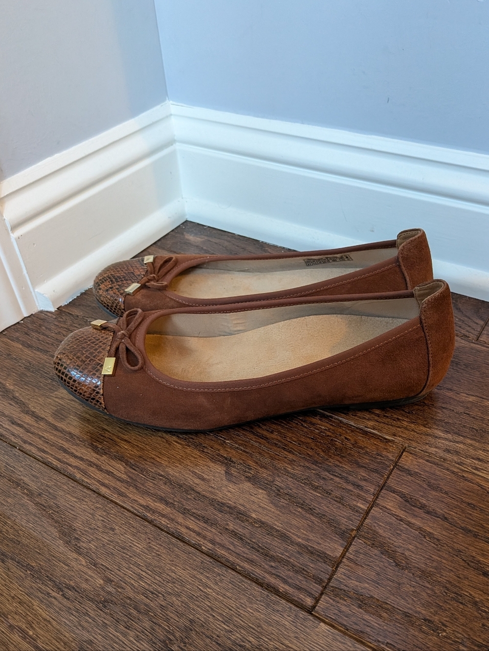 Vionic Women's Brown Suede Minna Ballet Flats 8.5 - Picture 4 of 9